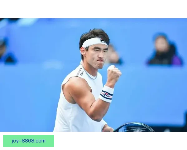 吴易昺澳网正赛强势晋级 布云朝克特表演赛力克世界前十